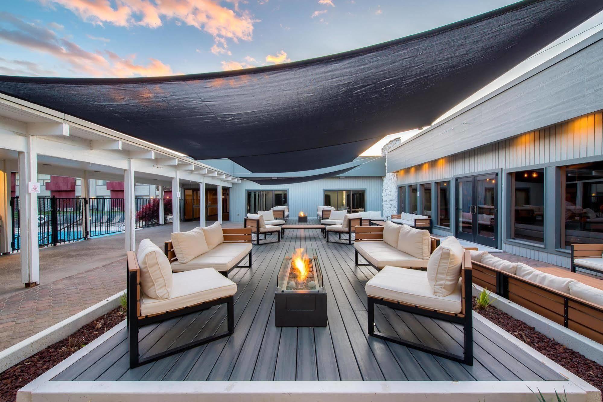 Red Lion Hotel Kennewick Columbia Center Εξωτερικό φωτογραφία